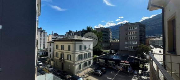 Квартира с 3 комнатами в Сондрио, Италия № 5702 14