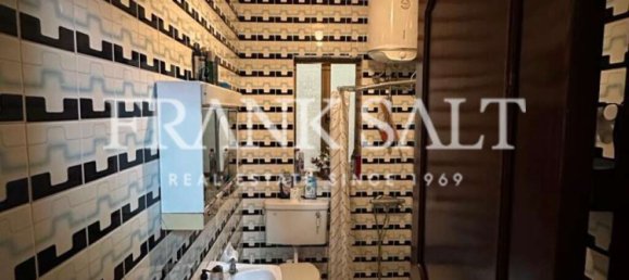 3 bedrooms House in Fgura, Malta No. 5021 9