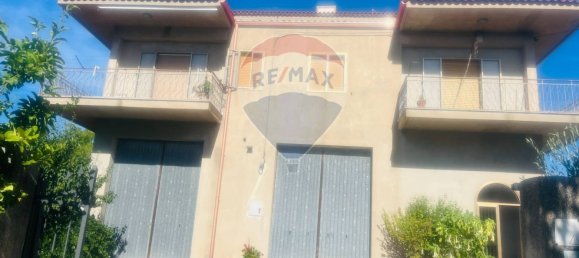 4 bedrooms House in Modica, Italy No. 362011 2