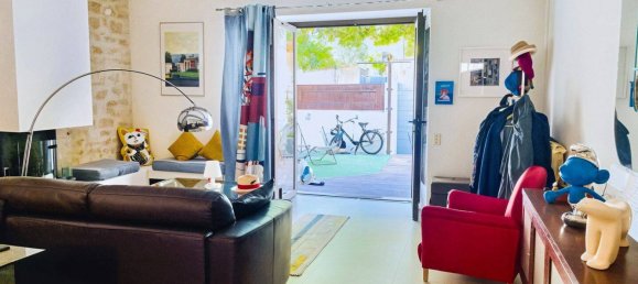 4 bedrooms House in Eguilles, France No. 330541 6