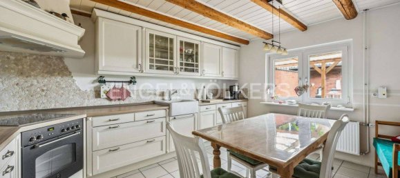 Дом с 6 комнатами в Зегеберг, Германия № 320677 9