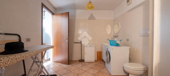 Villa de 6 habitaciónes en Verzuolo, Italy No. 34131 55