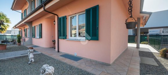 Villa de 6 habitaciónes en Verzuolo, Italy No. 34131 58