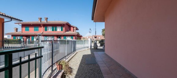 Villa de 6 habitaciónes en Verzuolo, Italy No. 34131 49