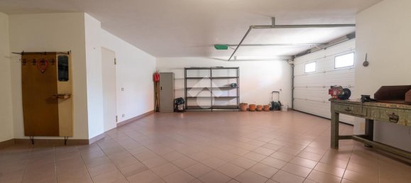 Villa de 6 habitaciónes en Verzuolo, Italy No. 34131 51