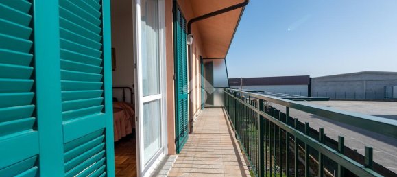 Villa de 6 habitaciónes en Verzuolo, Italy No. 34131 40