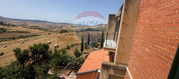 Вилла с 5 спальнями в Санта Катерина Виллармоза, Италия № 259366 5