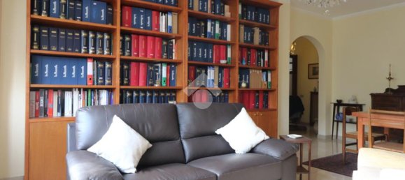 2 Schlafzimmer Wohnung in Lavagna, Italy, Nr. 38492 2