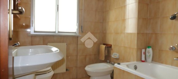 2 Schlafzimmer Wohnung in Lavagna, Italy, Nr. 38492 16