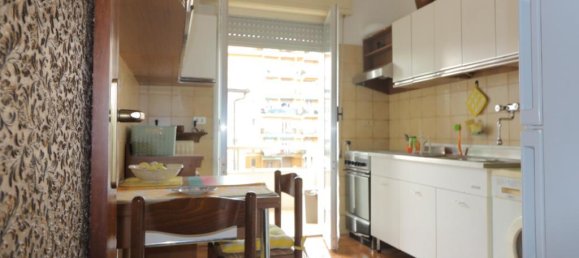 2 Schlafzimmer Wohnung in Lavagna, Italy, Nr. 38492 5