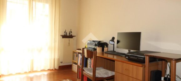 2 Schlafzimmer Wohnung in Lavagna, Italy, Nr. 38492 7