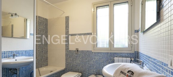 4 bedrooms Villa in Ragusa, Italy No. 129976 8