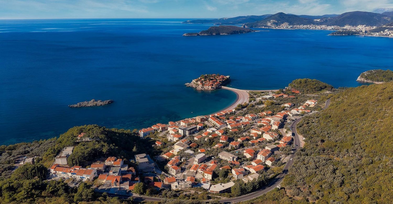 3 bedrooms Villa in Blizikuce, Montenegro No. 225