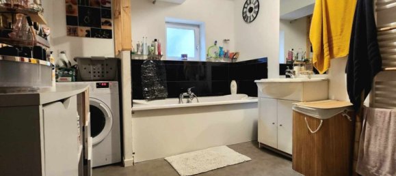 2 bedrooms House in Pernes, France No. 84050 13