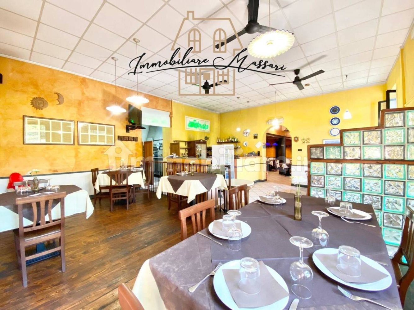 Gewerbliche Immobilie in La Spezia, Italy 137m², Nr. 311419