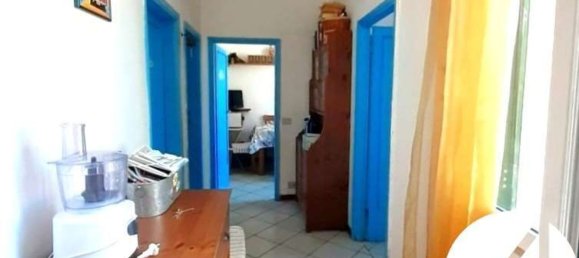 Квартира с 3 комнатами в Виареджо, Италия № 64127 8