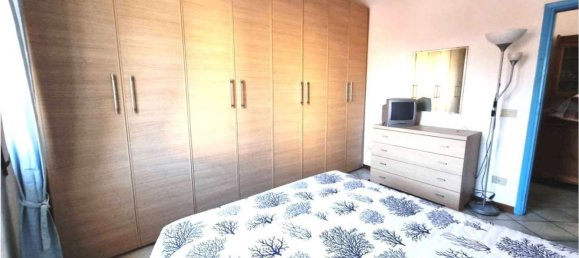 Квартира с 3 комнатами в Виареджо, Италия № 64127 11