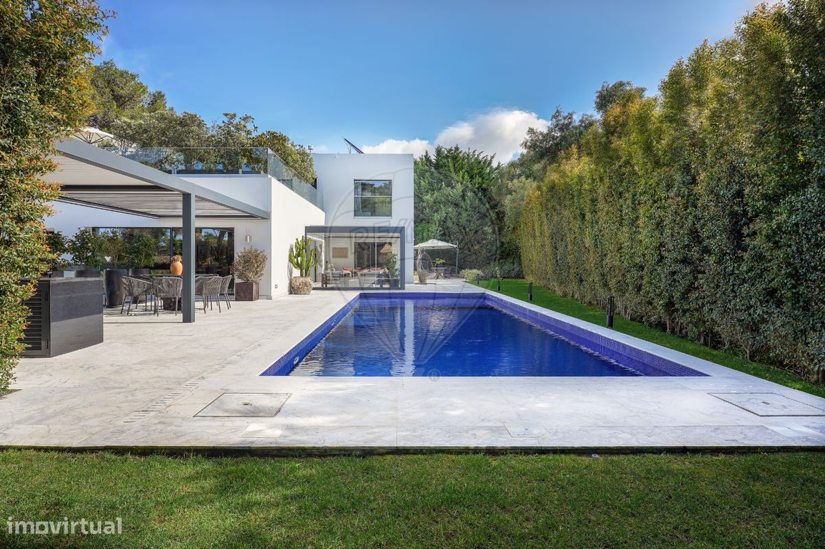 Дом с 6 спальнями в Кашкайш, Португалия № 184342