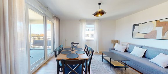 3 bedrooms Apartment in Chessy, France No. 119226 4