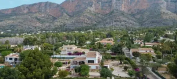 Вилла с 6 спальнями в Аликанте, Испания № 135761 30