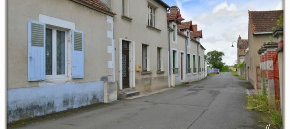 Casa de 2 dormitorios en Le Chatelet, France No. 267913 20