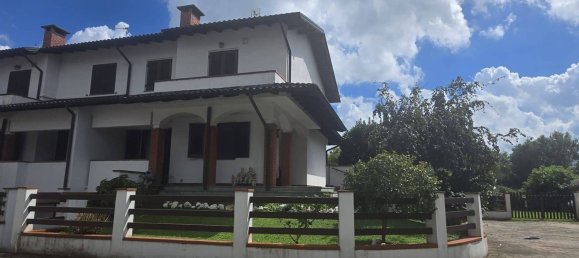 3 bedrooms Villa in Gaggiano, Italy No. 314076 2