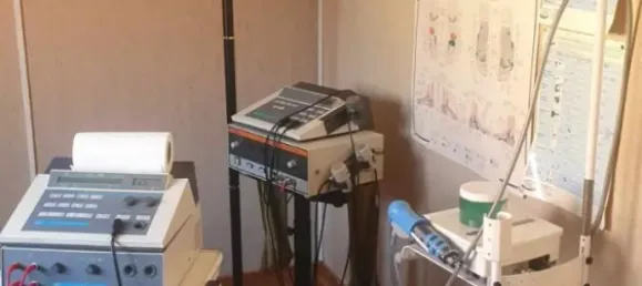 Propiedad comercial de 6 habitaciónes en Bapaume, France No. 296250 6