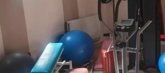 Propiedad comercial de 6 habitaciónes en Bapaume, France No. 296250 2