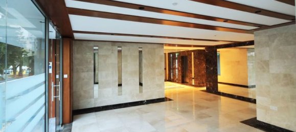 3 bedrooms Apartment in Limassol, Cyprus No. 9368 4