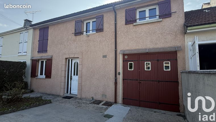 4 bedrooms House in Breteuil, France No. 308445