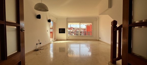 3 bedrooms Penthouse in Mijas, Spain No. 148050 3