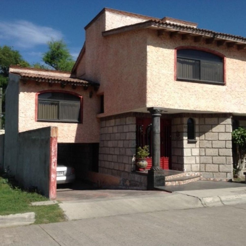 Casa de 4 dormitorios en Querétaro, Mexico No. 160773