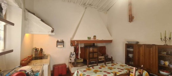 4 rooms House in Reggello, Italy No. 66158 7