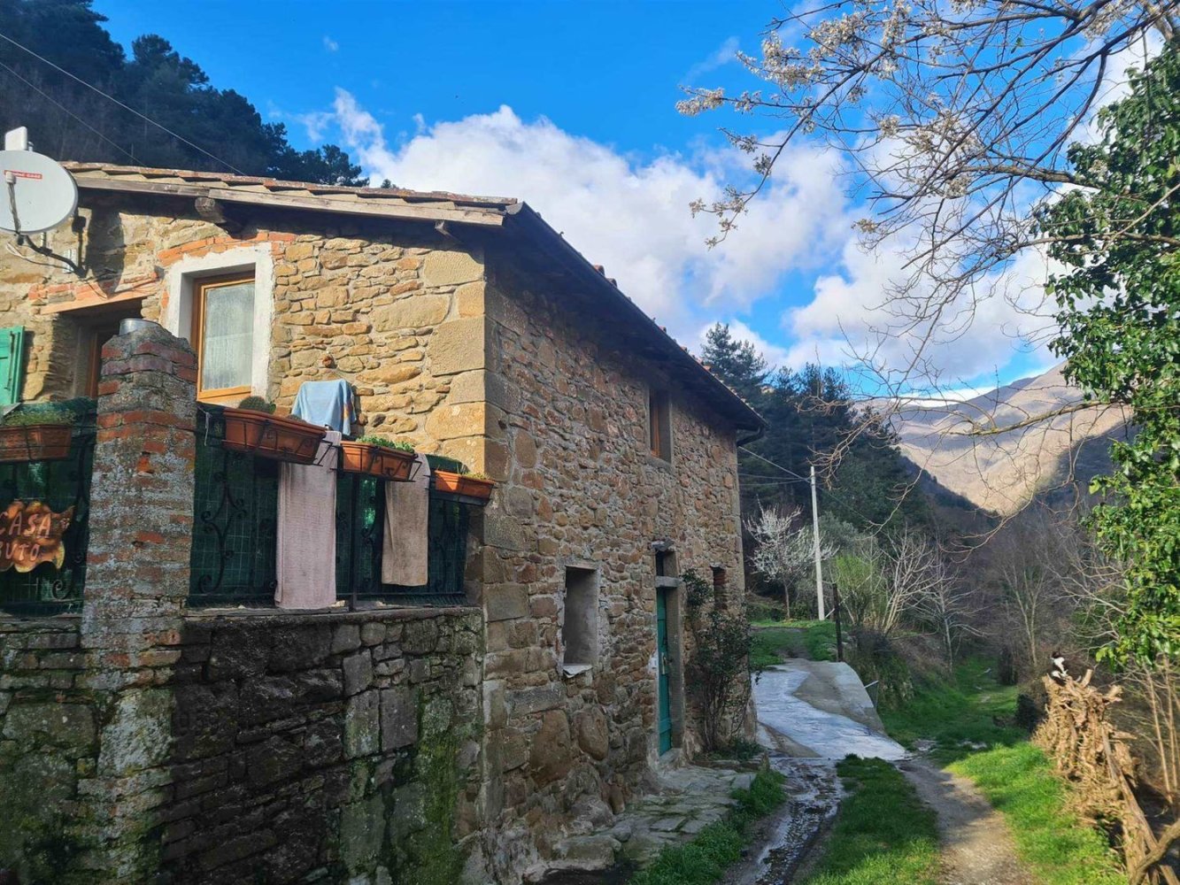 4 rooms House in Reggello, Italy No. 66158