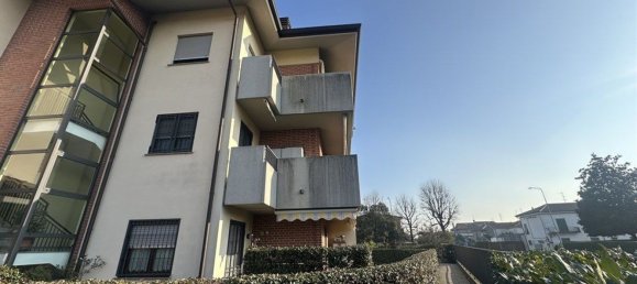 4 rooms Duplex in Desio, Italy No. 78993 35