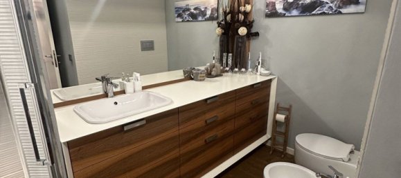 4 rooms Duplex in Desio, Italy No. 78993 12