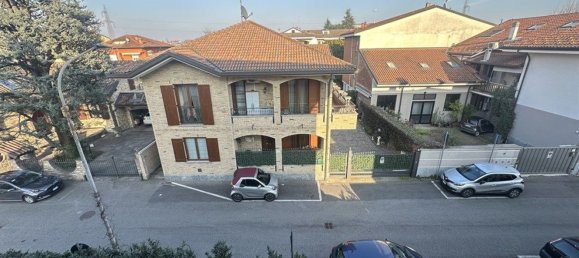 4 rooms Duplex in Desio, Italy No. 78993 39
