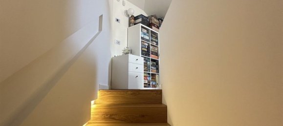 4 rooms Duplex in Desio, Italy No. 78993 19