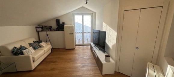 4 rooms Duplex in Desio, Italy No. 78993 27