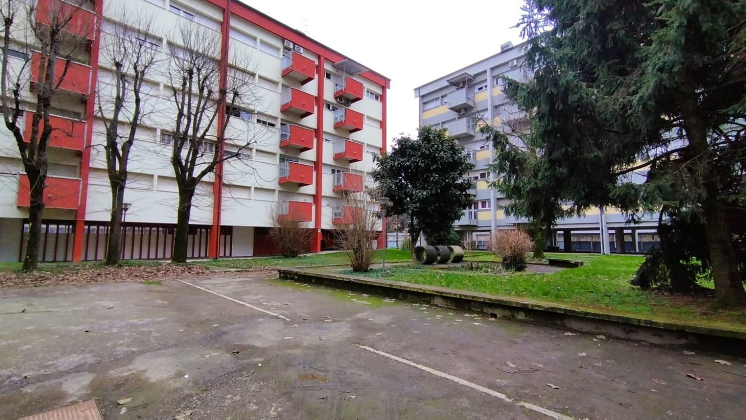 Apartamento de 4 divisões em Locate di Triulzi, Italy N.º 191027