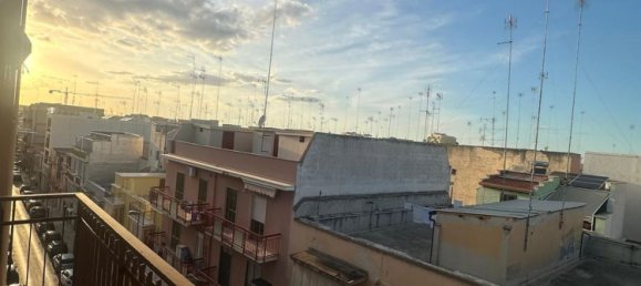 Квартира с 3 спальнями в Барлетта, Италия № 342954 17