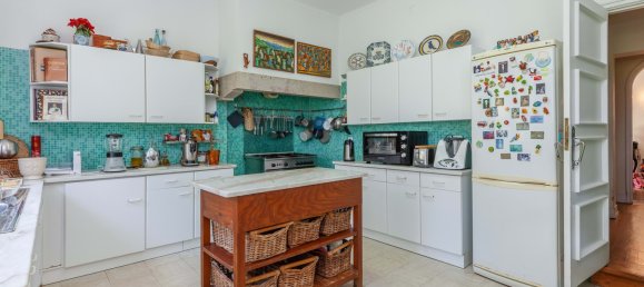 5 bedrooms Villa in Cascais, Portugal No. 190505 38