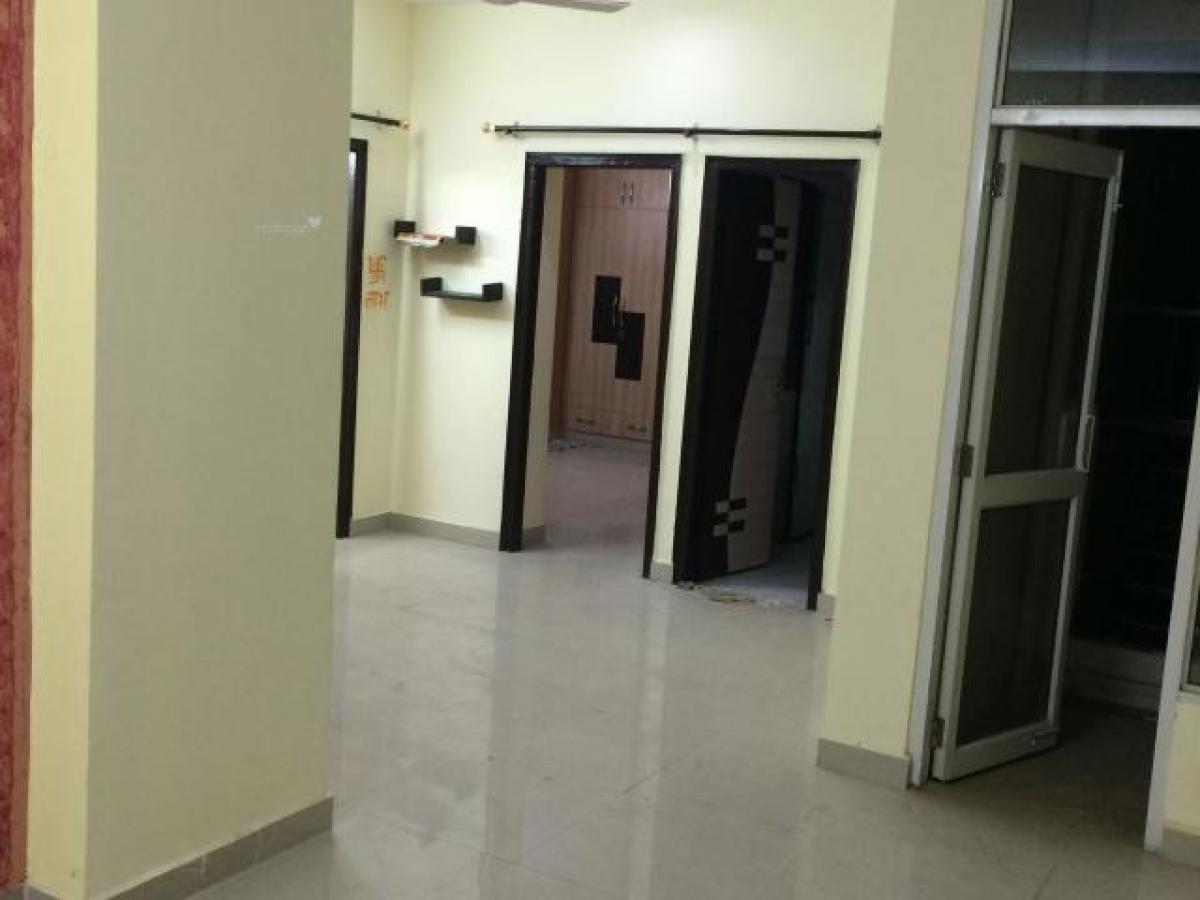 3 bedrooms House in Ghaziabad, India No. 17733