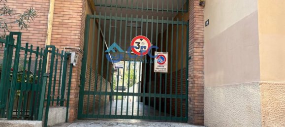 14m² Garage in Milan, Italy No. 362986 12