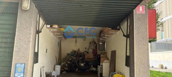 14m² Garage in Milan, Italy No. 362986 2