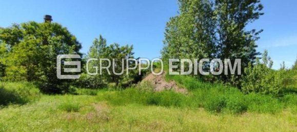 300m² Commercial property in Pavia, Italy No. 278441 3