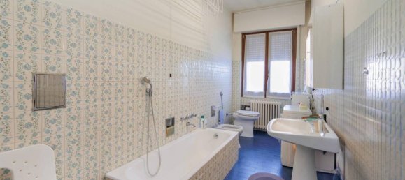 7 rooms Villa in Mezzago, Italy No. 42624 12
