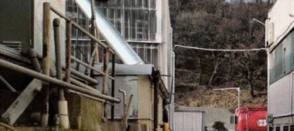 1429m² Warehouse in Vado Ligure, Italy No. 338838 7