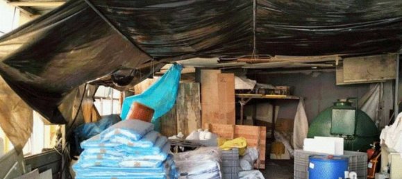 1429m² Warehouse in Vado Ligure, Italy No. 338838 4