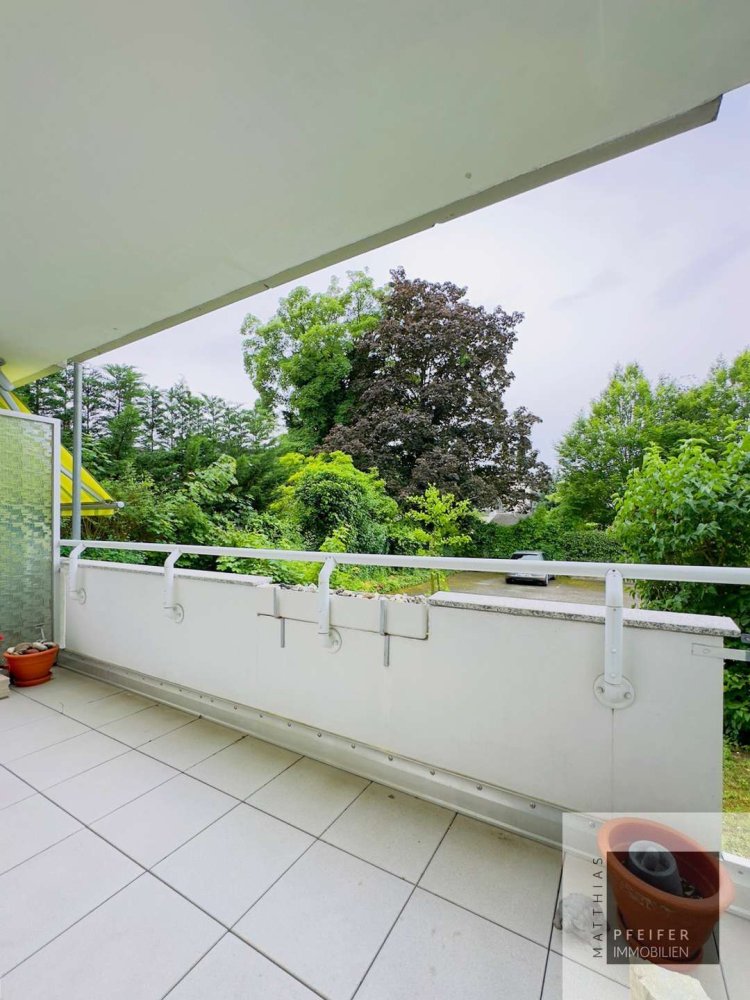 1 bedroom Duplex in Offenbach, Germany No. 206510